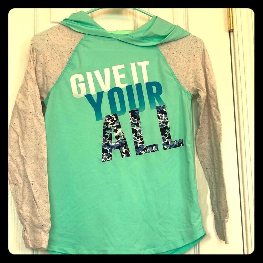 Girls Long sleeve hooded graphic t-shirt